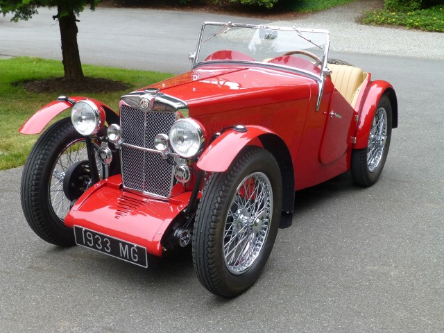 1933 MG-J2 with flathead V8