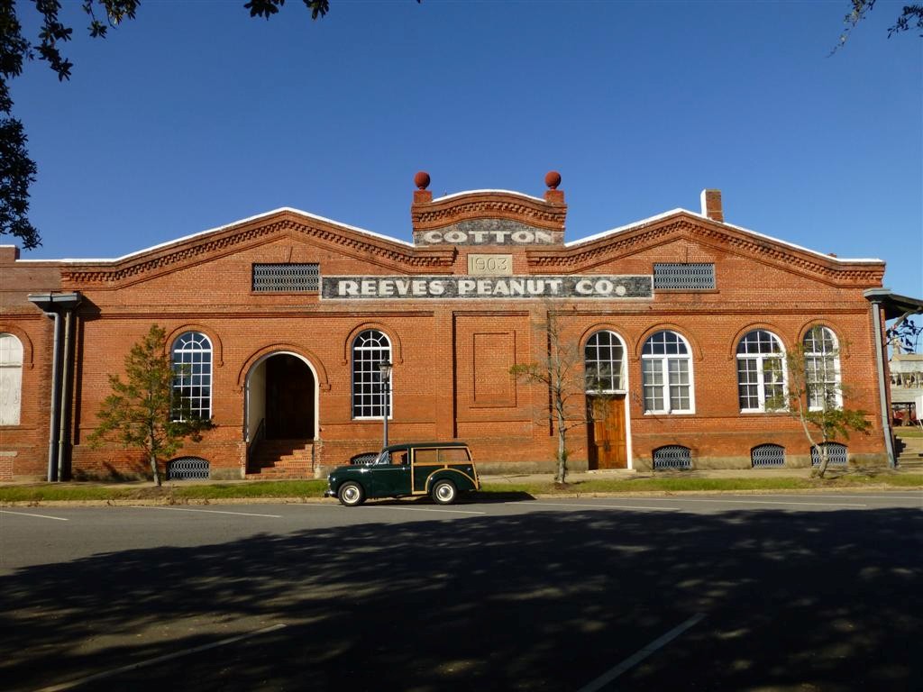 Old Alabama Building
